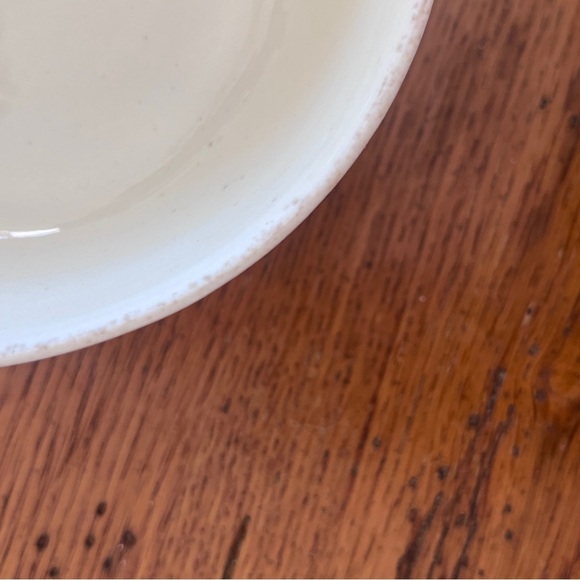 Wedgwood 3 Patrician Creamware Soup Bowls READ with chips, staining and spotting - Picture 9 of 11